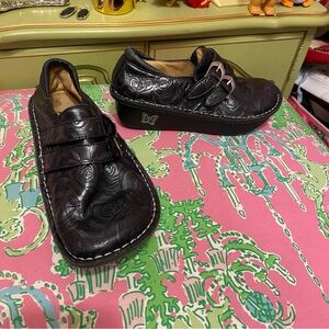 Womens Alegria Alli Black Silver Rose Leather Clog Mule size 35